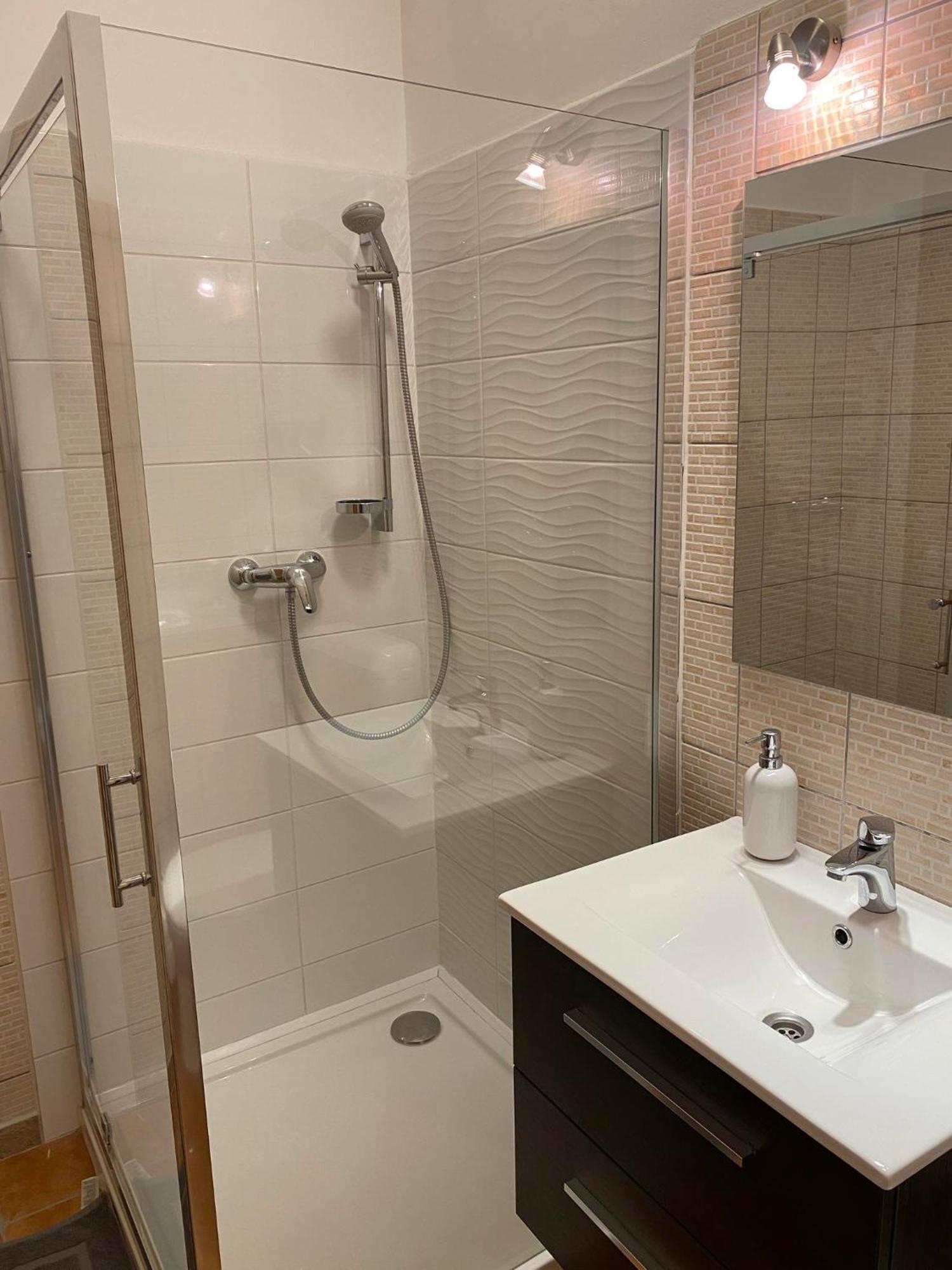Takacs Vendeghaz 2 Apartment Sopron Exterior foto