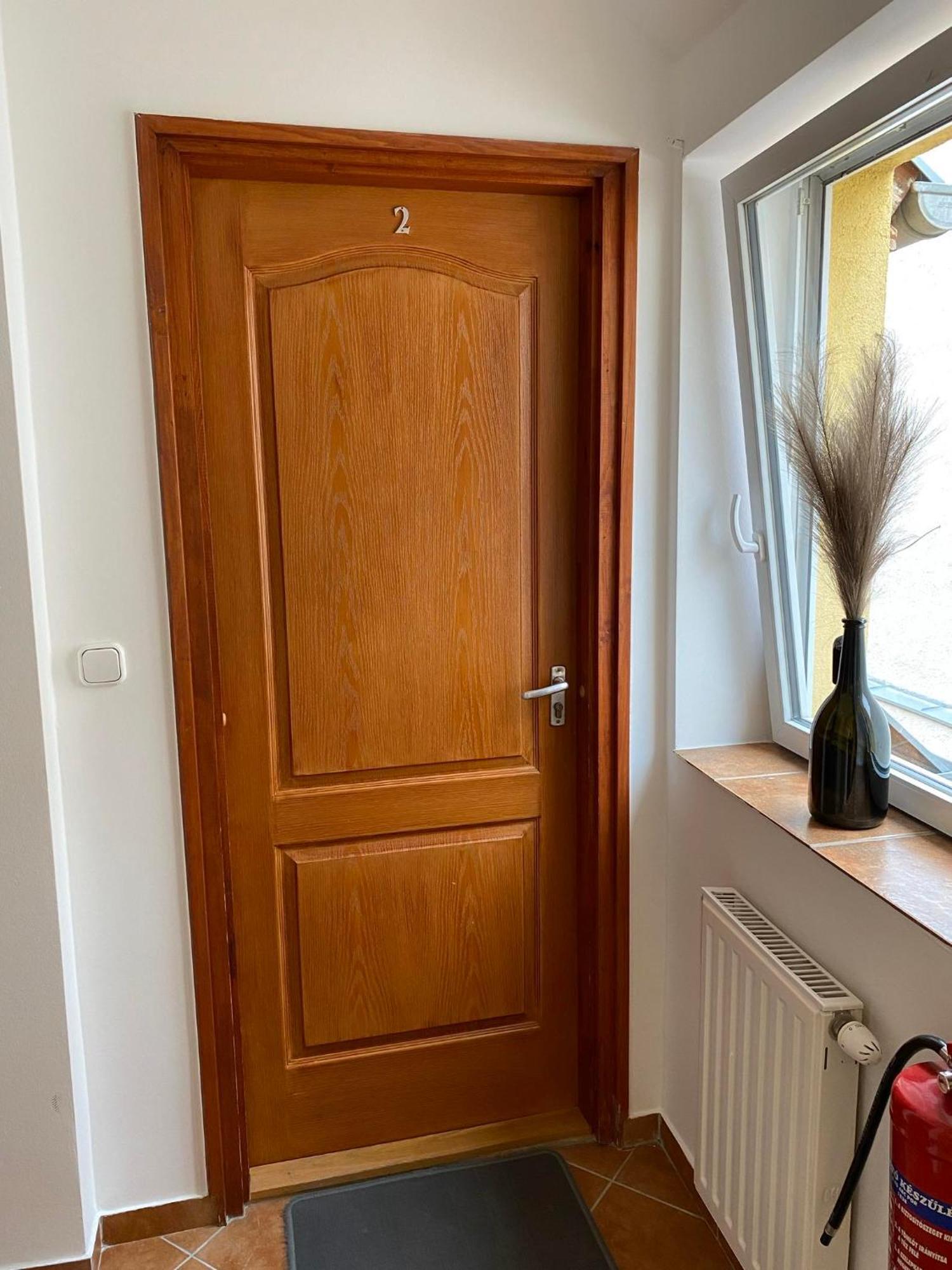 Takacs Vendeghaz 2 Apartment Sopron Exterior foto