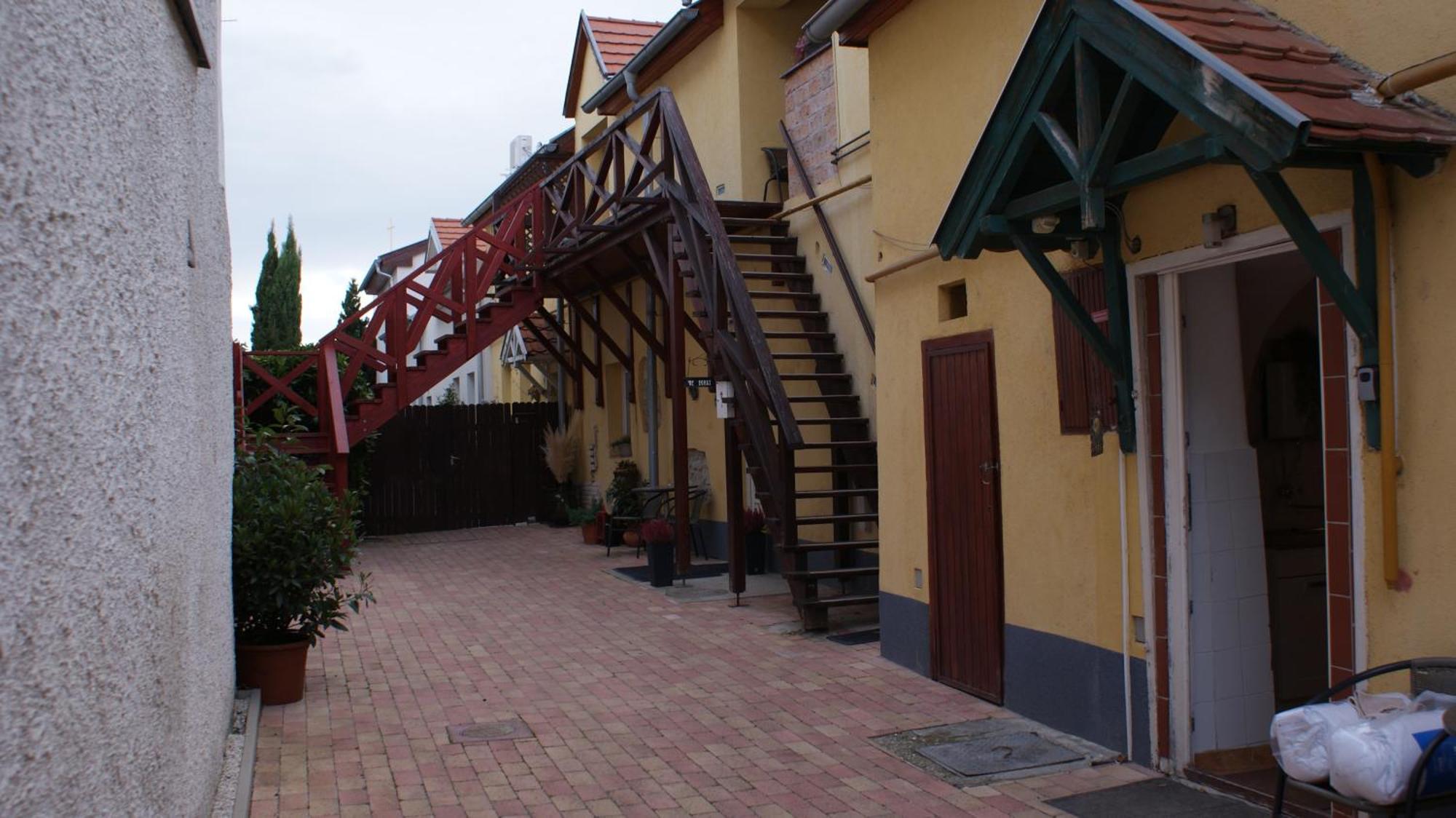 Takacs Vendeghaz 2 Apartment Sopron Exterior foto